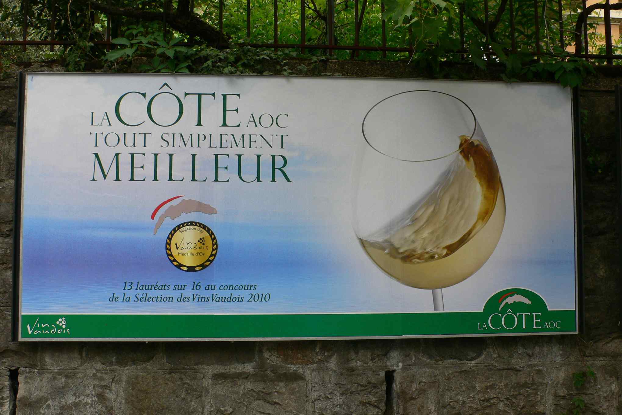 lacote.jpg lacote.jpg