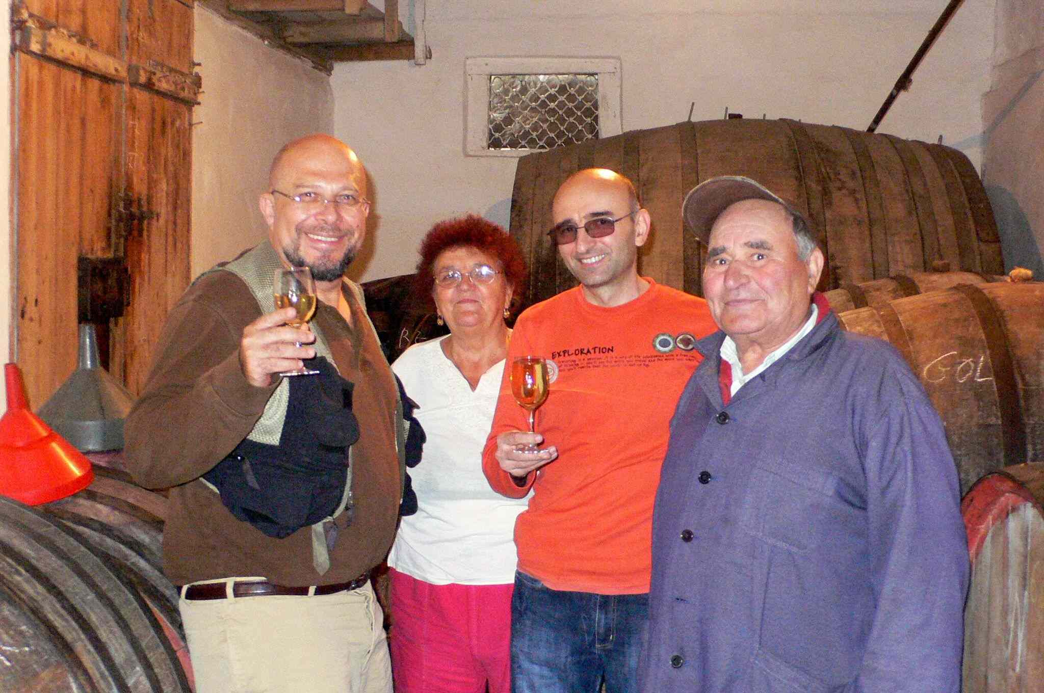 site_vinsroum6.jpg site_vinsroum6.jpg